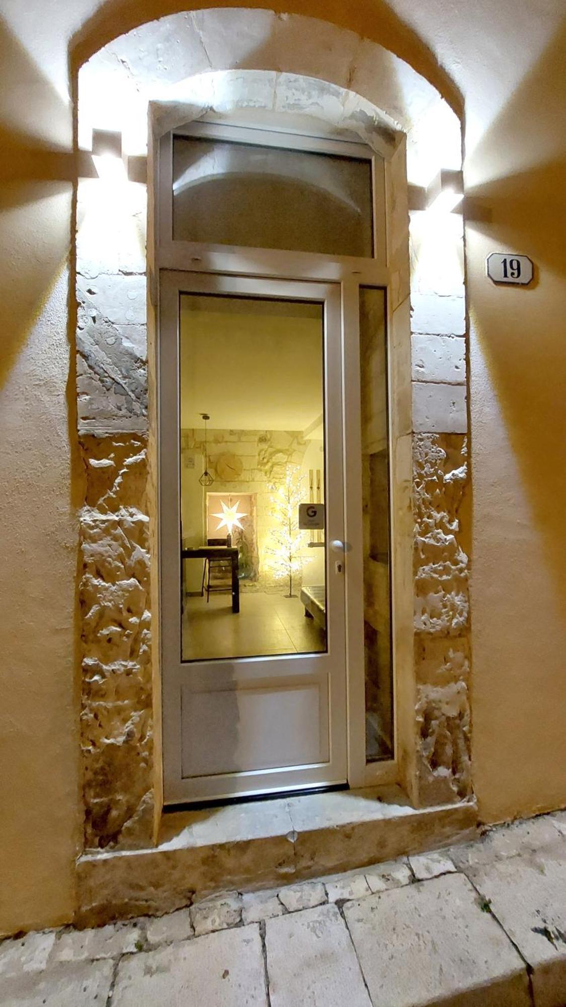 Tocco Barocco - Locazioni Brevi - Hotel Ragusa Bagian luar foto