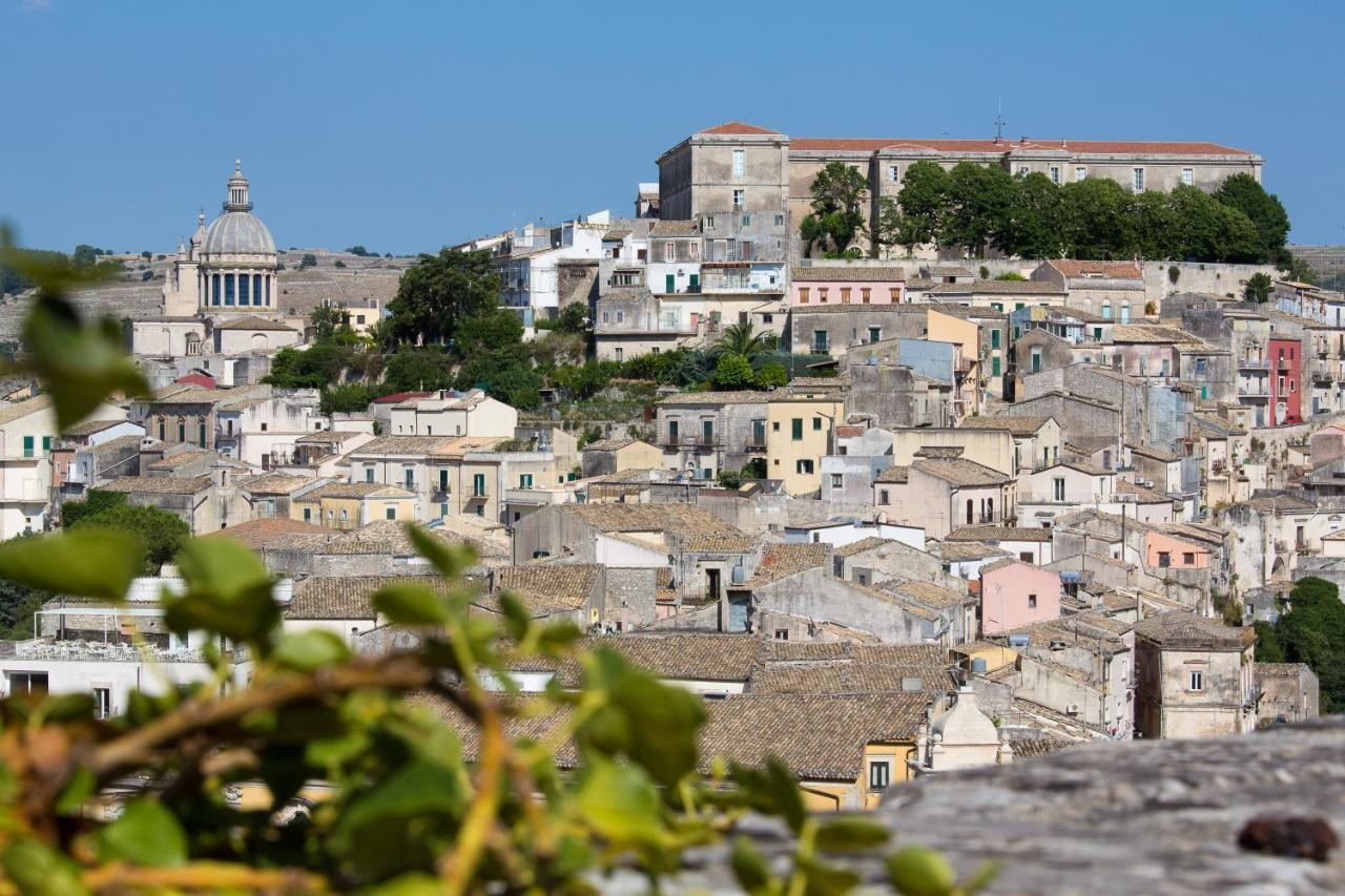 Tocco Barocco - Locazioni Brevi - Hotel Ragusa Bagian luar foto