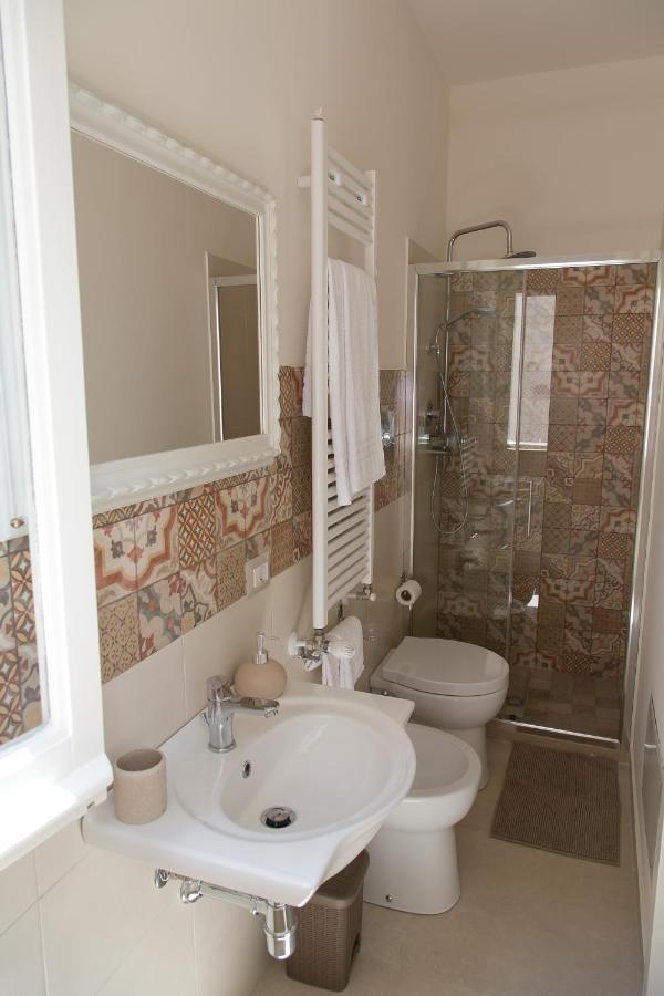 Tocco Barocco - Locazioni Brevi - Hotel Ragusa Bagian luar foto
